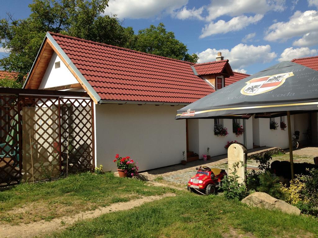 Apartmany Jilovice Екстер'єр фото